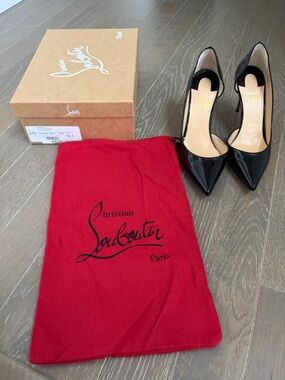 Christian Louboutin Iriza
85 mm Pumps - Patent calf leather - Black. Box/Duster